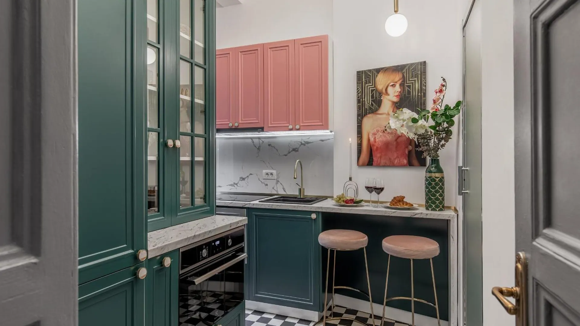 Holt - The Great Gatsby Apartment Bucharest