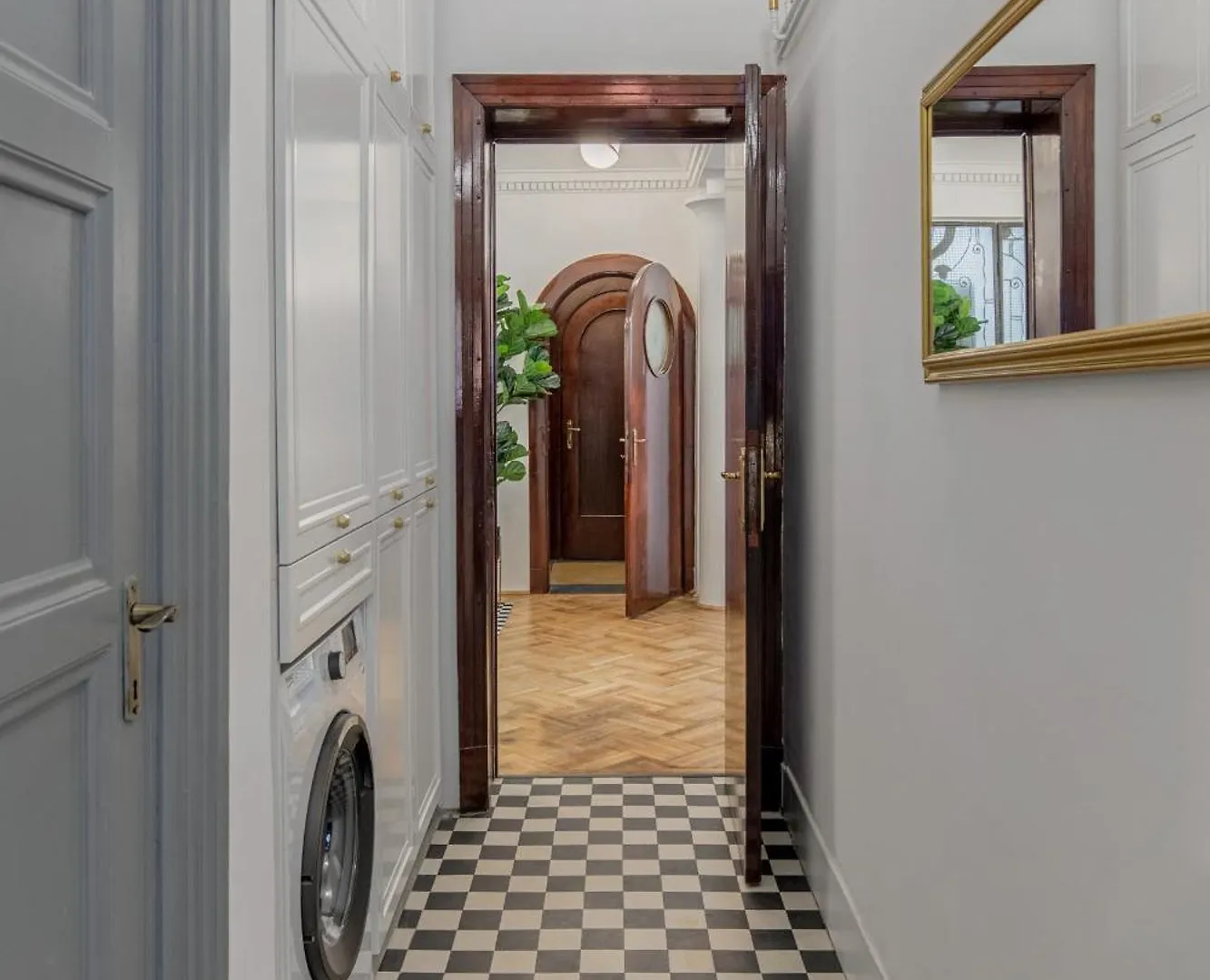 Holt - The Great Gatsby Apartment Bucharest